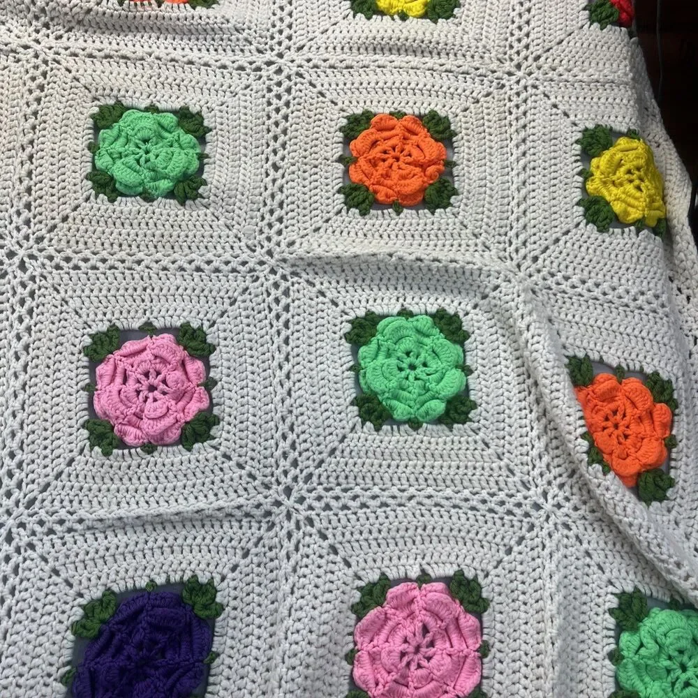 Afghan Handmade Vintage 3D Flower Granny Square Crochet Grandma Core 70